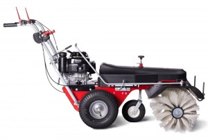 Подметальная машина Limpar 104 PRO с щеткой для снега и грязи